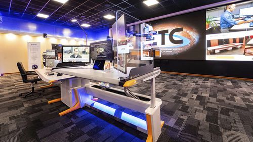 Console de contrôle aérien individuelle - Strategy Air Sit-Stand - EVANS AIRPORT SOLUTIONS | NKI - droite / sans rangement / pour tour de contrôle