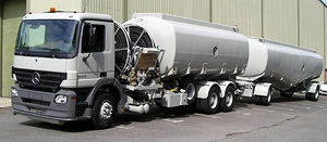 Avitailleur autotracté - 7A  - FLUID TRANSFER INTERNATIONAL LTD. - pour aéroport