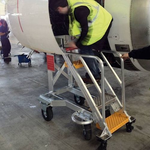 Escabeau de piste - FORTAL - pour aéroport