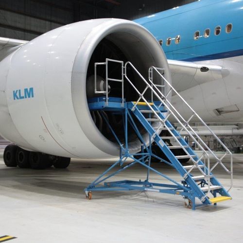 Plateforme d'accés pour avion - NIJL AIRCRAFT DOCKING B.V. - pour les moteurs / mobile / fixe