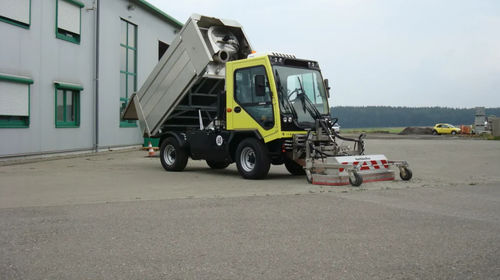Machine de nettoyage pour piste d'aéroport - OSC 5000 - SMETS TECHNOLOGY GMBH - montée sur camion / pour nettoyage de surface / haute pression