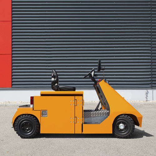 Tracteur de remorquage - EFZ 8 K - VOLK FAHRZEUGBAU GMBH - pour aéronef / électrique / avec barre de remorquage