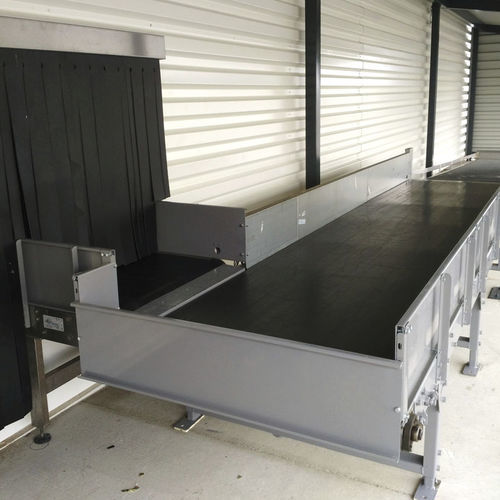 Convoyeur à bandes - Matrex - à bagages / pour contrôle des bagages / horizontal