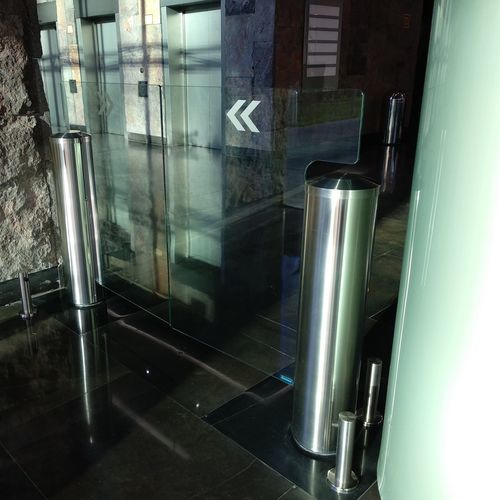 Portail pour aéroport - GlasStile S - Gunnebo Entrance Control - coulissant / en acier inoxydable / automatique