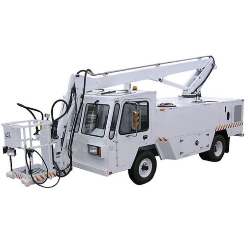 Véhicule de dégivrage pour aéronef - GS700 series - Ground Support Specialist LLC - pulvérisateur