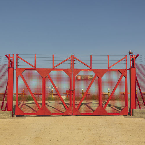 Portail pour aéroport - M.M. Srl - piéton / à double battant / en fibre de verre