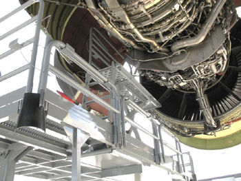 Plateforme d'accés pour avion - AllStands - pour les moteurs / mobile