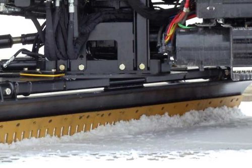 Lame de chasse-neige pour aéroport - P2UB  - M-B Companies, Inc. - pour piste d'aéroport