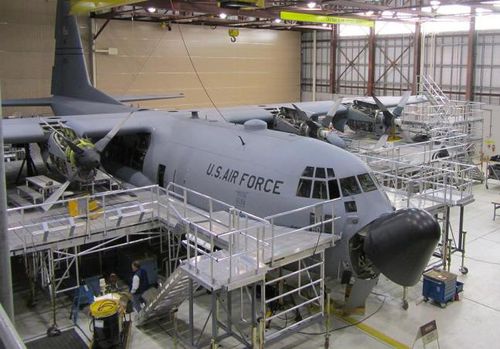 Échafaudage pour avion - C130 - Instant UpRight Ltd - pour le nez de l'appareil / pour le fuselage / fixe