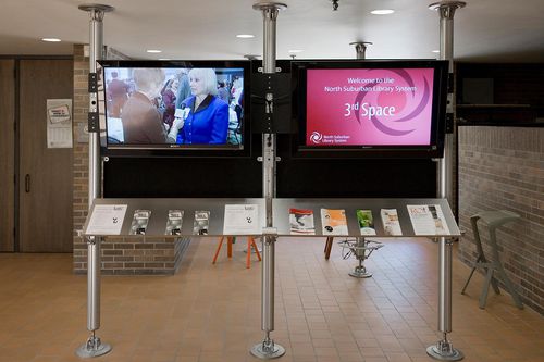 Système d'affichage des informations de vol pour aéroport - Profile One  - Forms+Surfaces