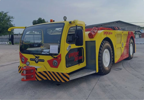 Tracteur de remorquage - FOX 40-D - BLISS-FOX by Panus GSE - pushback / pour aéronef / diesel