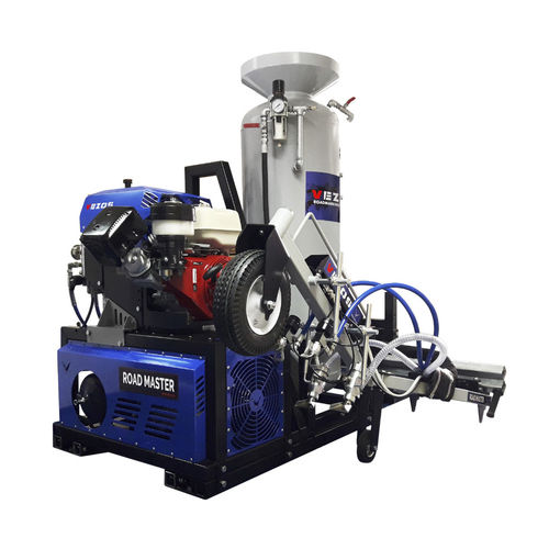 Machine de traçage de ligne montée sur camion - RM 2.5 - VEZOS - pour peinture / pour la piste