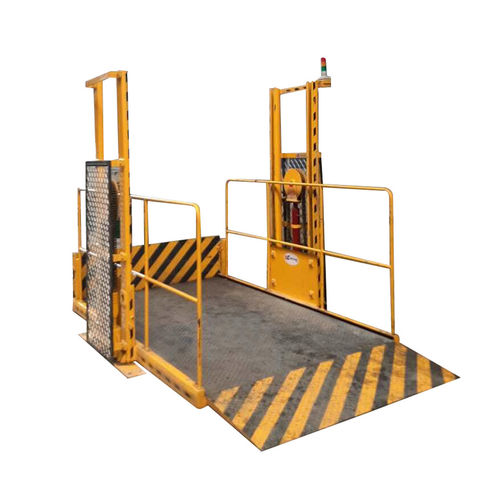 Plateforme de chargement articulée - Nandan GSE Pvt ltd - pour marchandise / pour aéroport