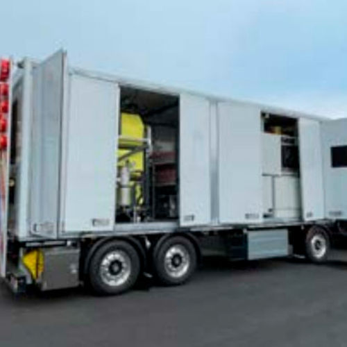 Remorque pour plus de puissance - power 77 - Maschinenbau Cernota GmbH & Co. KG - porte-engin / à 2 essieux / pour aéroport