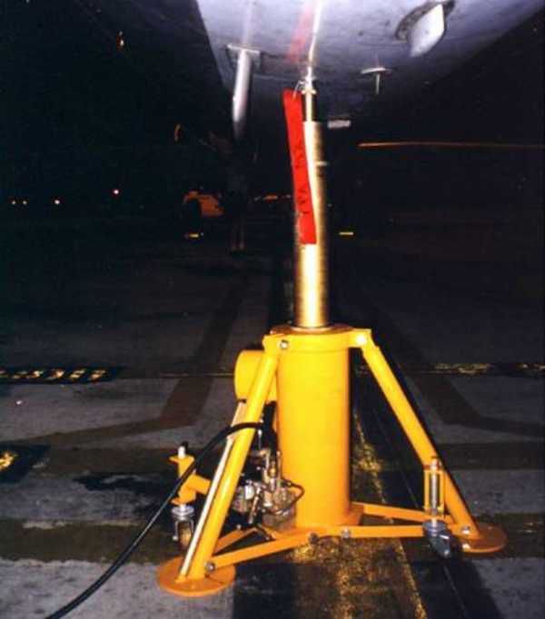 Aircraft jack 8018010 COLUMBUSJACK/REGENT hydraulic / tripod