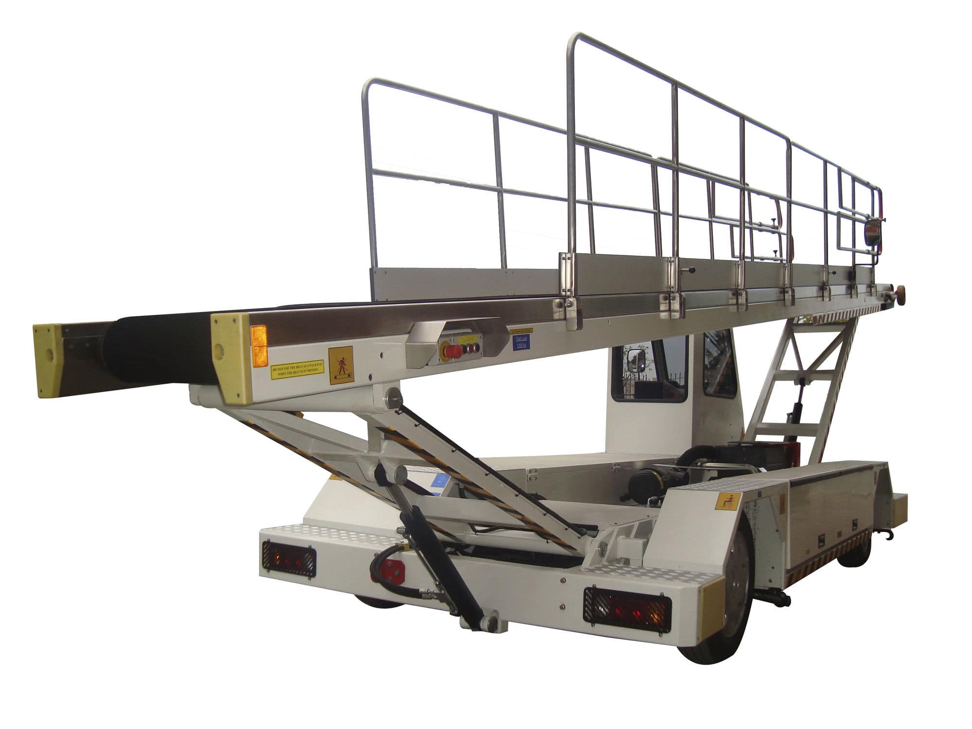 Selfpropelled baggage belt loader SC3775E DENGE AIRPORT