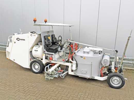 Self-propelled paint striping machine - H33-4 - HOFMANN GMBH - for ...