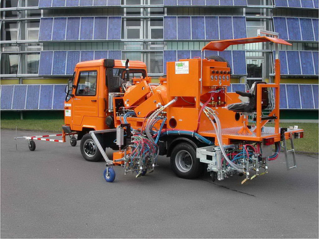 Selfpropelled marking machine GP 600 Winter Markiertechnik GmbH