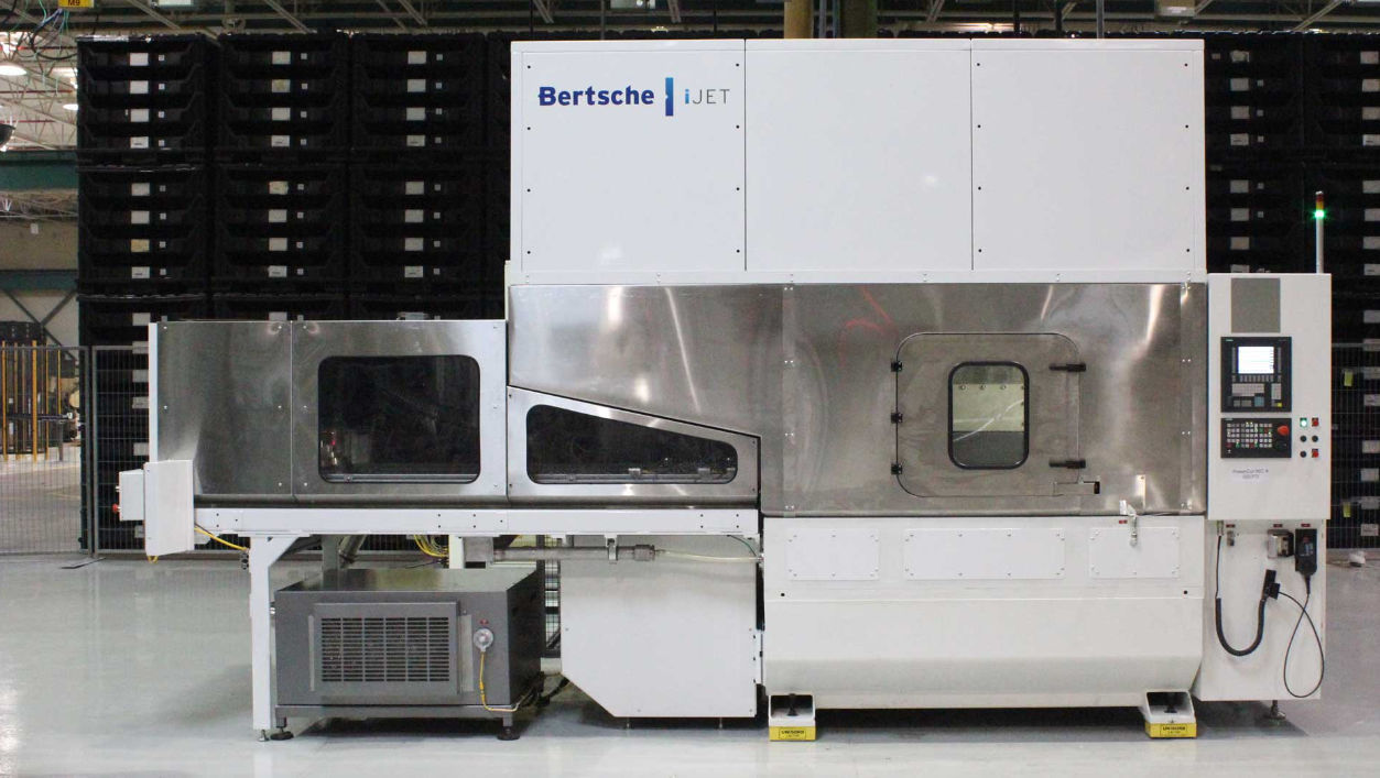 Highpressure waterjet deburring machine iJET 400 BERTSCHE MACHINE