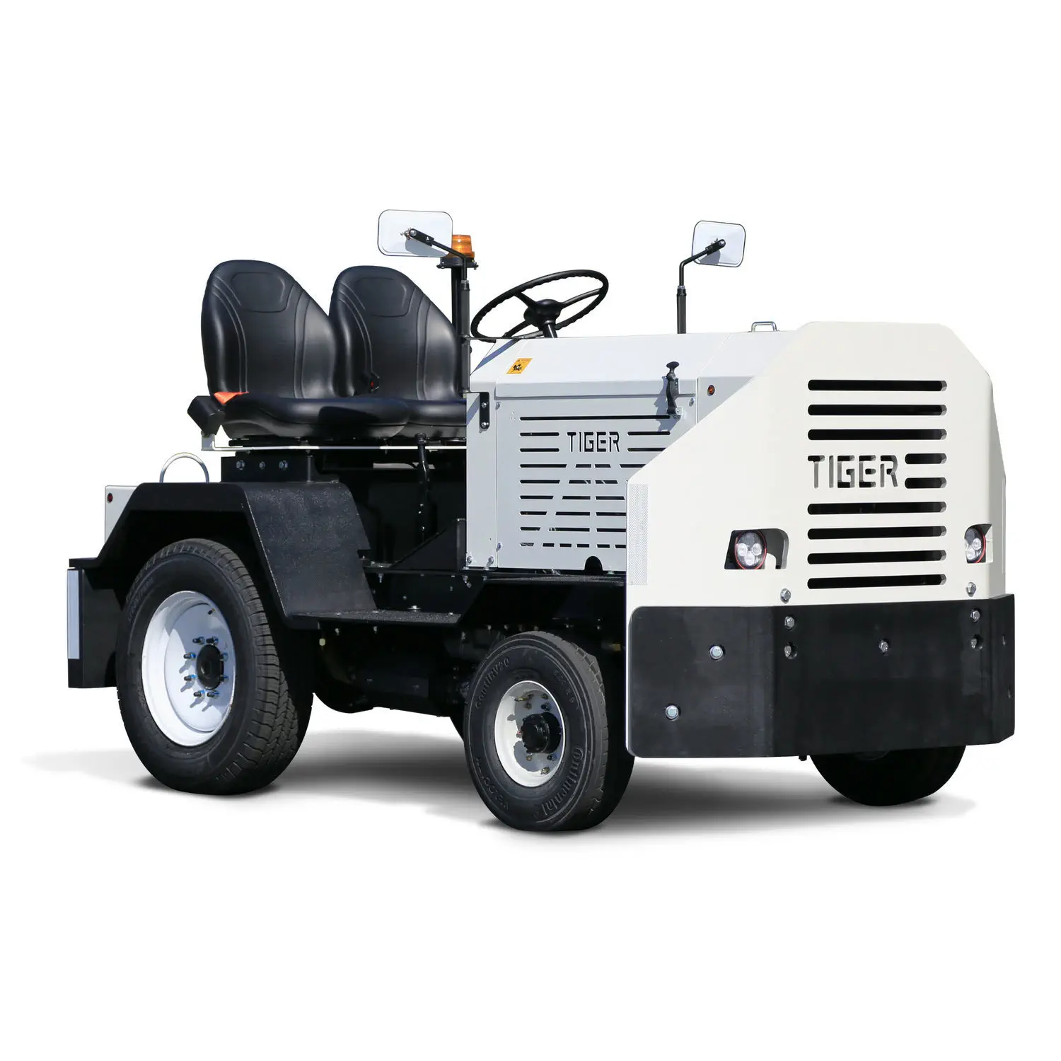 Komatsu Towing tractor WT500E #towing - YouTube