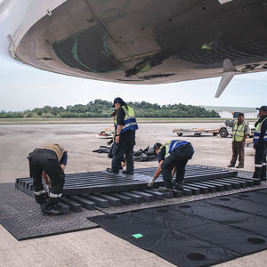 helicopter anti-bogging mat
