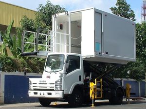 airport catering truck
