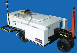 towed potable water cart / for airports