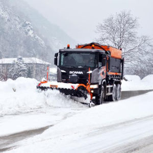 airport snow plow