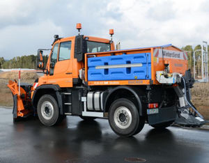 airport runway deicer
