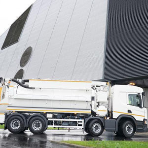 airport runway cleaning machine