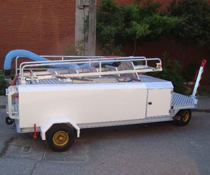 towed lavatory cart