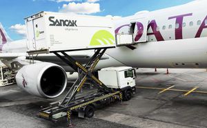 airport catering truck
