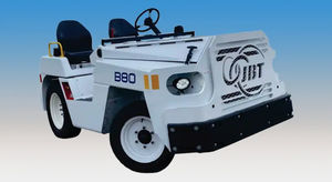 tow tractor