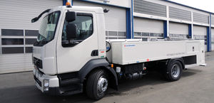 self-propelled potable water truck