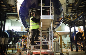 fuselage access platform