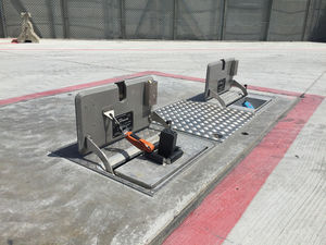 airport hatch pit