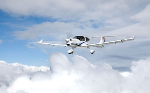 4-seater private plane