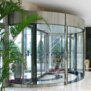automatic revolving door