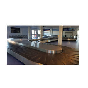 scale baggage claim carousel