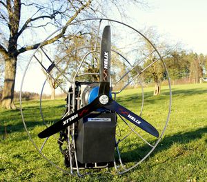 single-seat paramotor