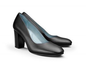 women's flight attendant shoes