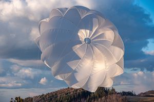 reserve parachute