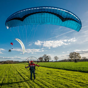 acrobatic paramotor wing