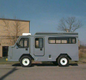 airport apron bus