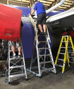 maintenance stepladder 1