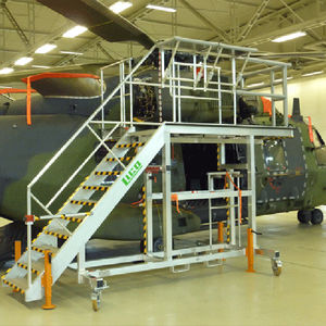 fuselage access platform