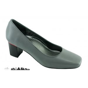 stewardess flight attendant shoes 1