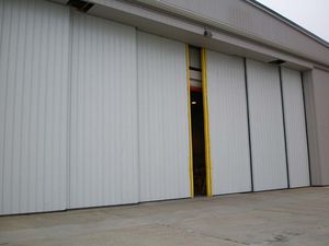 sliding hangar door 1