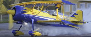 aerobatic aircraft