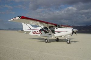 4-seater private plane